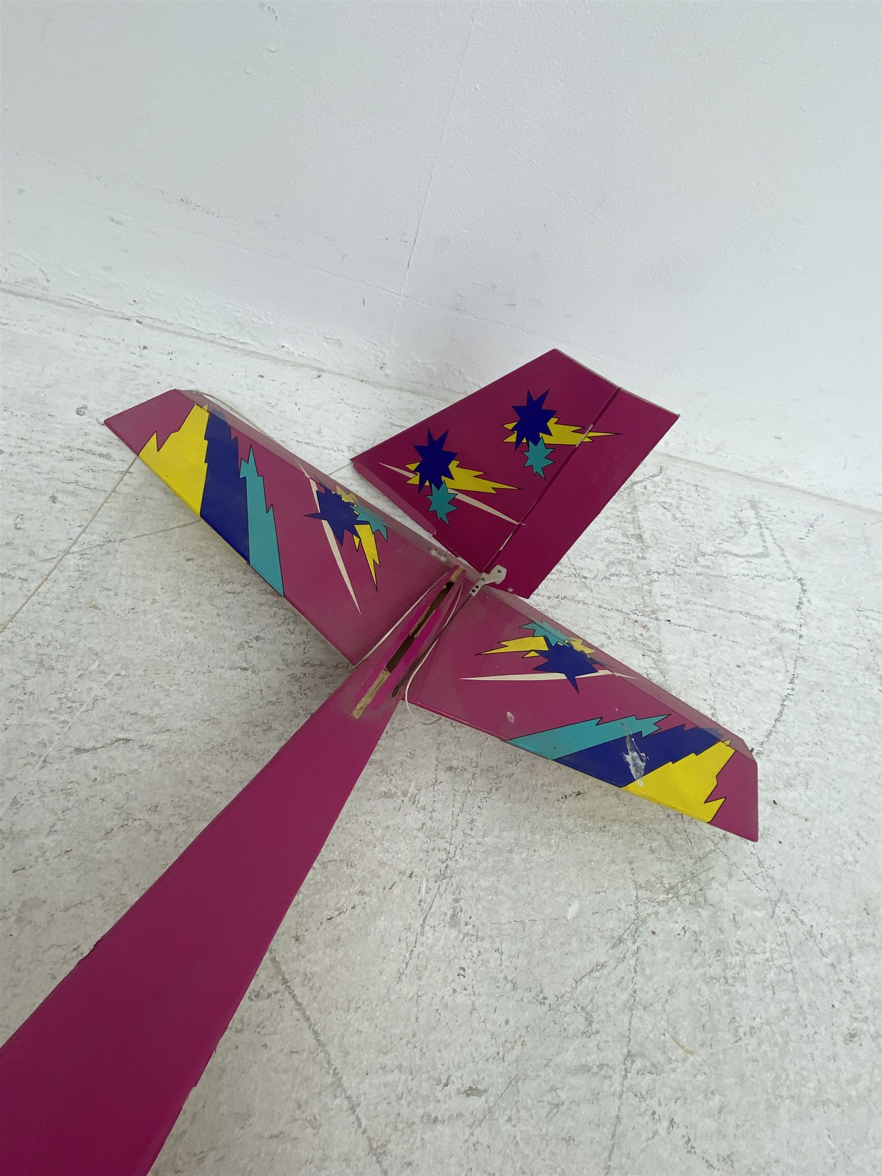 Kyosho Trainer 40 remote control aeroplane, L120cm, W161cm