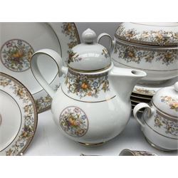 Noritake Ireland tea and dinner wears, comprising of teapot, milk jug, covered sucrier, seven teacups and saucers, seven dessert plates, six dinner plates, seven side plates, five bowls two serving dishes, one lidded tureen and a gravy boat and dish