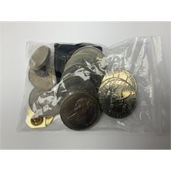 The Royal Mint United Kingdom 'Millennium' silver proof two coin set comprising 1999 and 2000 five pound coins, 2000 'The Queen Mother Centenary Year' silver proof crown, 2001silver proof one pound, 'Her Majesty The Queen Golden Jubilee 1952-2002' silver proof 2002 five pound coin and ten pound banknote set, all being cased with certificates, United Kingdom 1999 brilliant uncirculated coin collection in card folder, other commemorative coinage etc