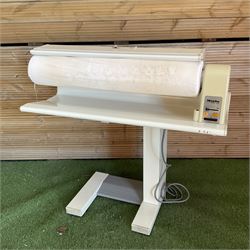 Miele electronic B865 electric rotary ironer - THIS LOT IS TO BE COLLECTED BY APPOINTMENT ...