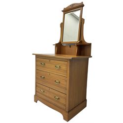 Edwardian satin walnut dressing chest, raised bevelled mirror back, the base fitted with three drawers