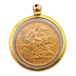  1910 gold half sovereign in gold picture pendant, hallmarked 9ct   