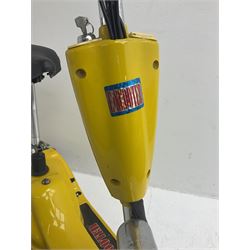 E-Scooter yellow electric 2-wheel scooter with seat and charger L106cm