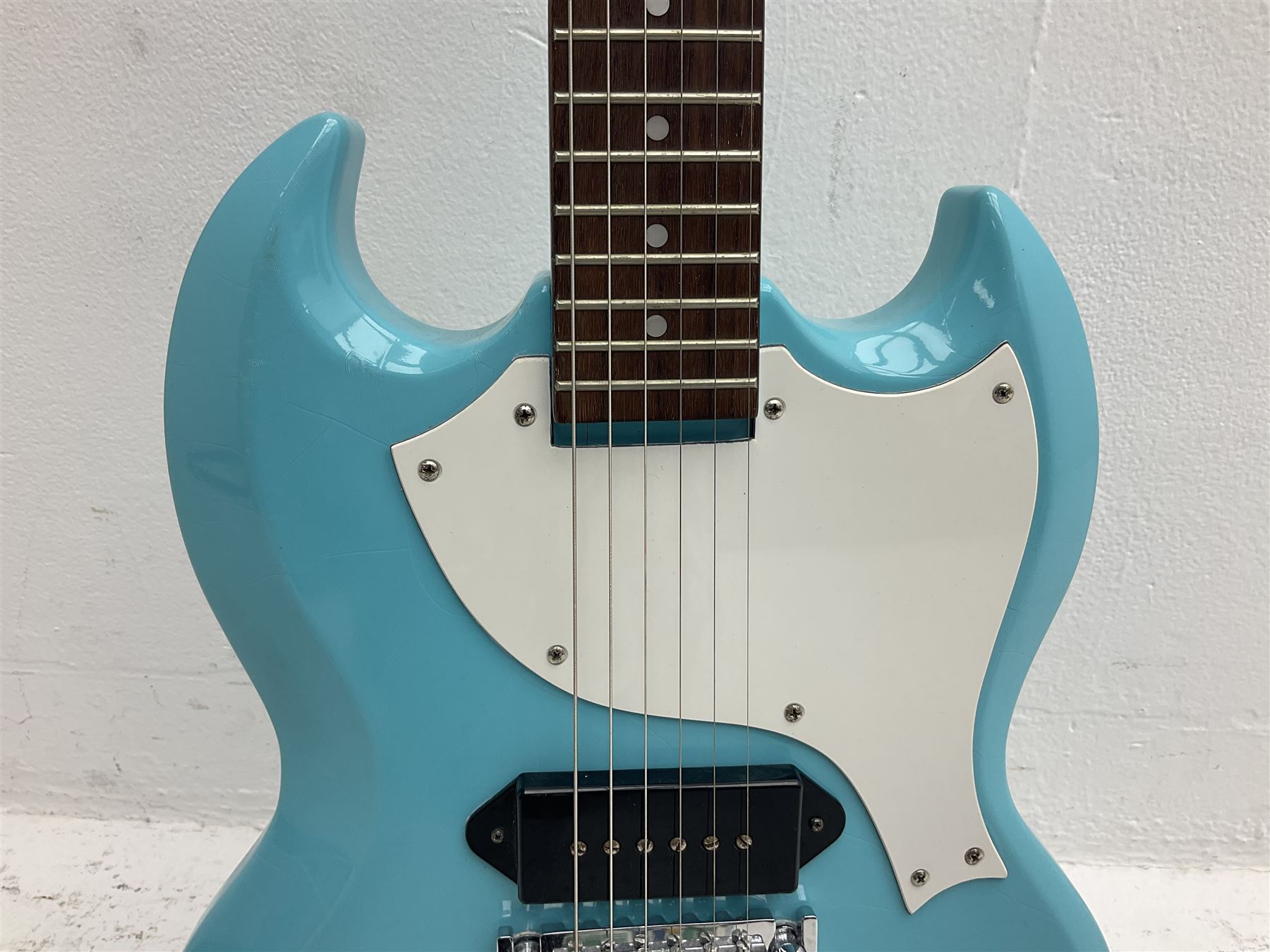 Epiphone Junior Model electric guitar in blue, serial no.C197013908 L98cm