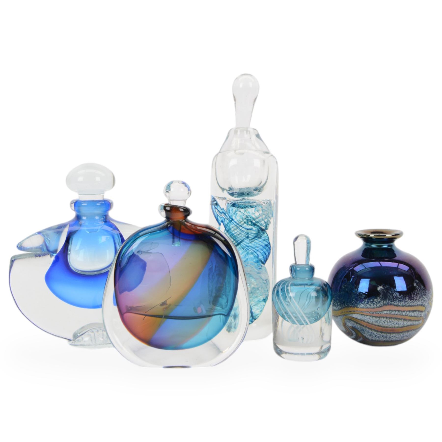 Collection of British contemporary studio glass, including Chris Comins scent bottle, of compressed ovoid form, Karlin Rushbrooke scent bottle, Lanmara iridescent vase