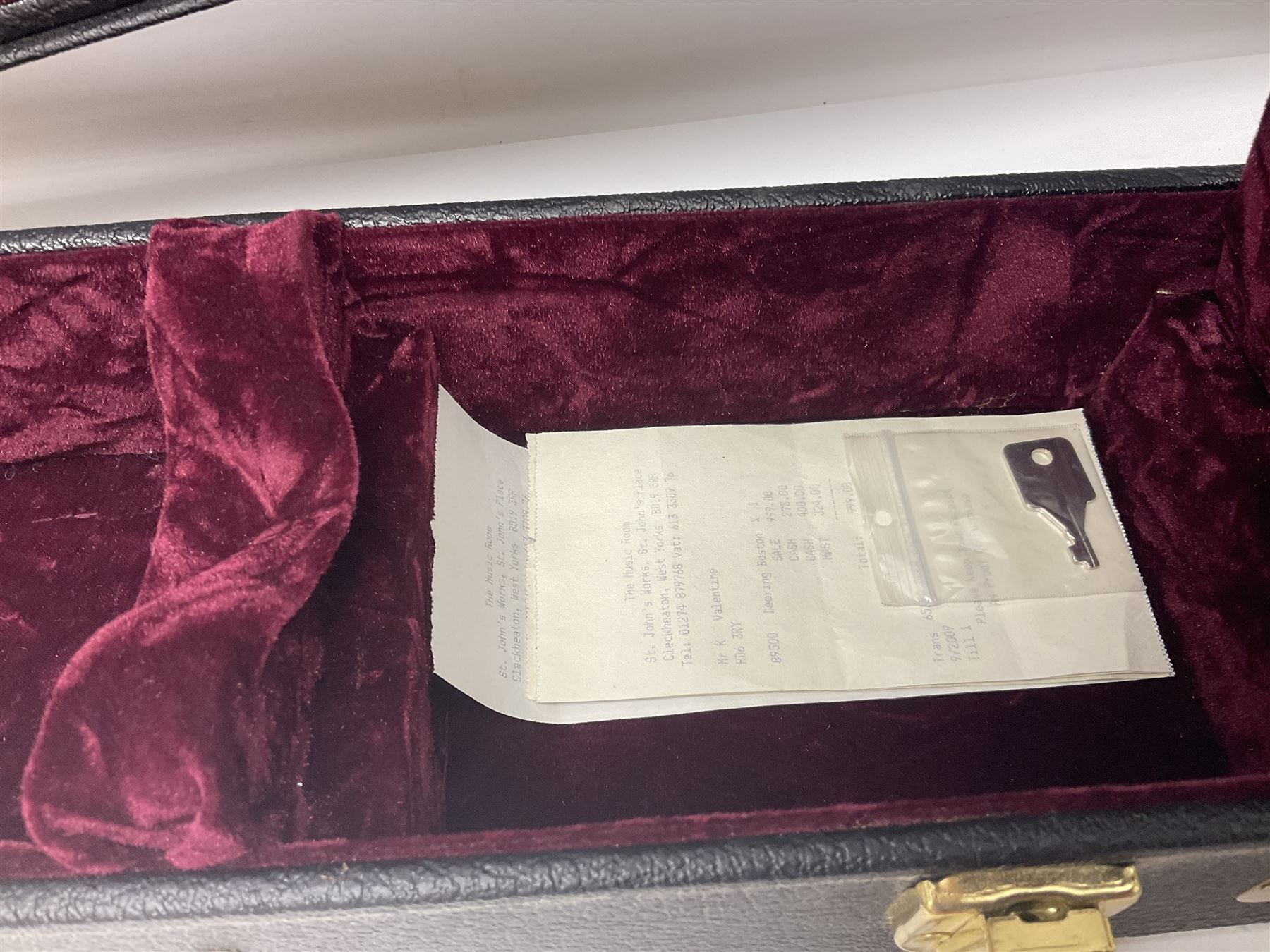 Deering seventeen-fret tenor banjo with cast metal body, serial no.H275, L79cm overall; in fitted hard carrying case