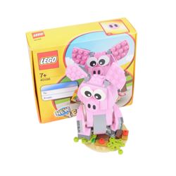 Six Lego Brick Headz built figures, including 40353 Elf, Reindeer and Elfie, 40274 Mr Claus and Mrs Claus, 40349 Puppy, 40186 Year of the Pig, 40273 Turkey and 40271 Bunny, all boxed 