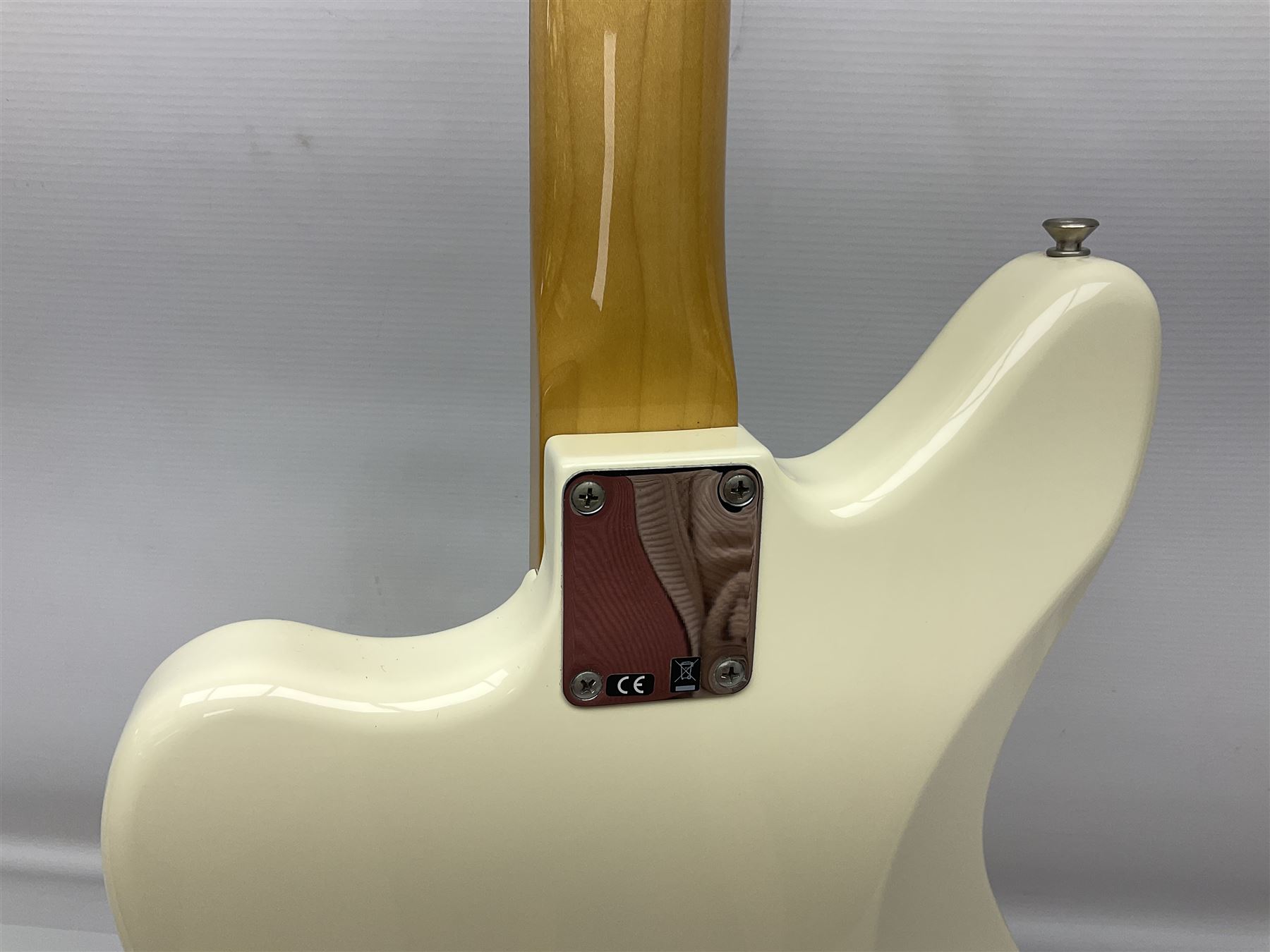 Mexican Fender Jaguar electric guitar with Humbucker pick-ups and tremolo arm, serial no.MX16741977, L101cm; in soft carrying case