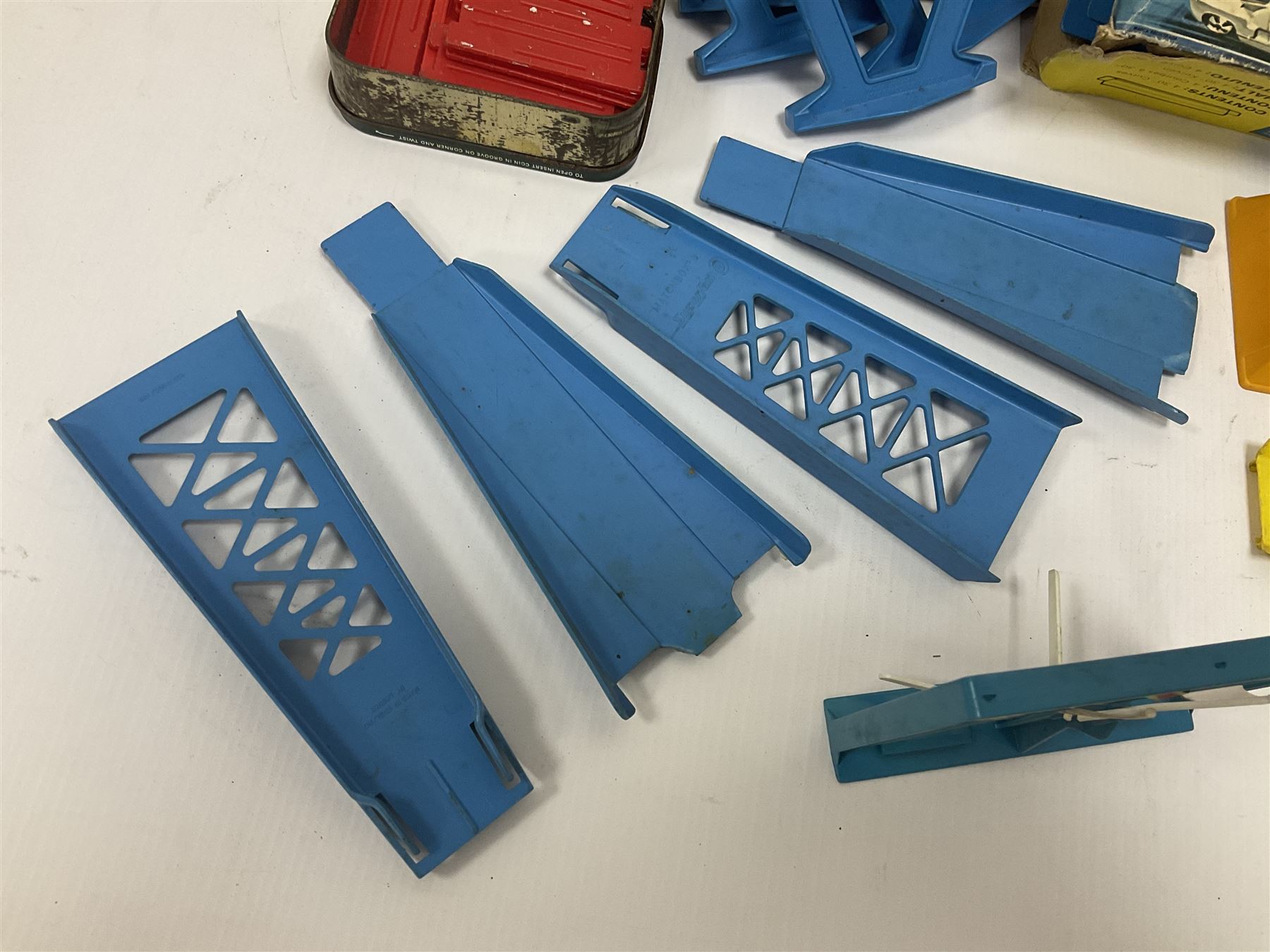 Matchbox Superfast track and accessories, both loose and boxed, to include SF-2 Loop Set, TA-4 Pacemaker Handbooster, TA-6 Catapult Pass, etc 