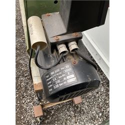 Rexon WL-12A wood turning lathe single phase  - THIS LOT IS TO BE COLLECTED BY APPOINTMENT FROM DUGGLEBY STORAGE, GREAT HILL, EASTFIELD, SCARBOROUGH, YO11 3TX