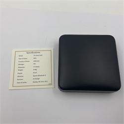 Queen Elizabeth II Alderney 2022 'Platinum Jubilee' gold proof half sovereign coin, cased with certificate