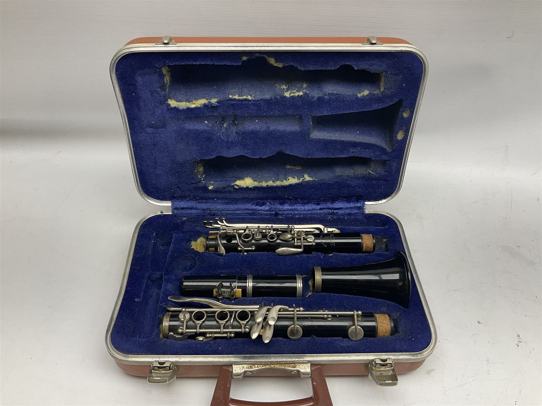 John Packer JP121 Mk.IV five-piece clarinet, serial no.12109992; in original case; and B & H 78 four-piece clarinet, serial no.1107309; cased (2)