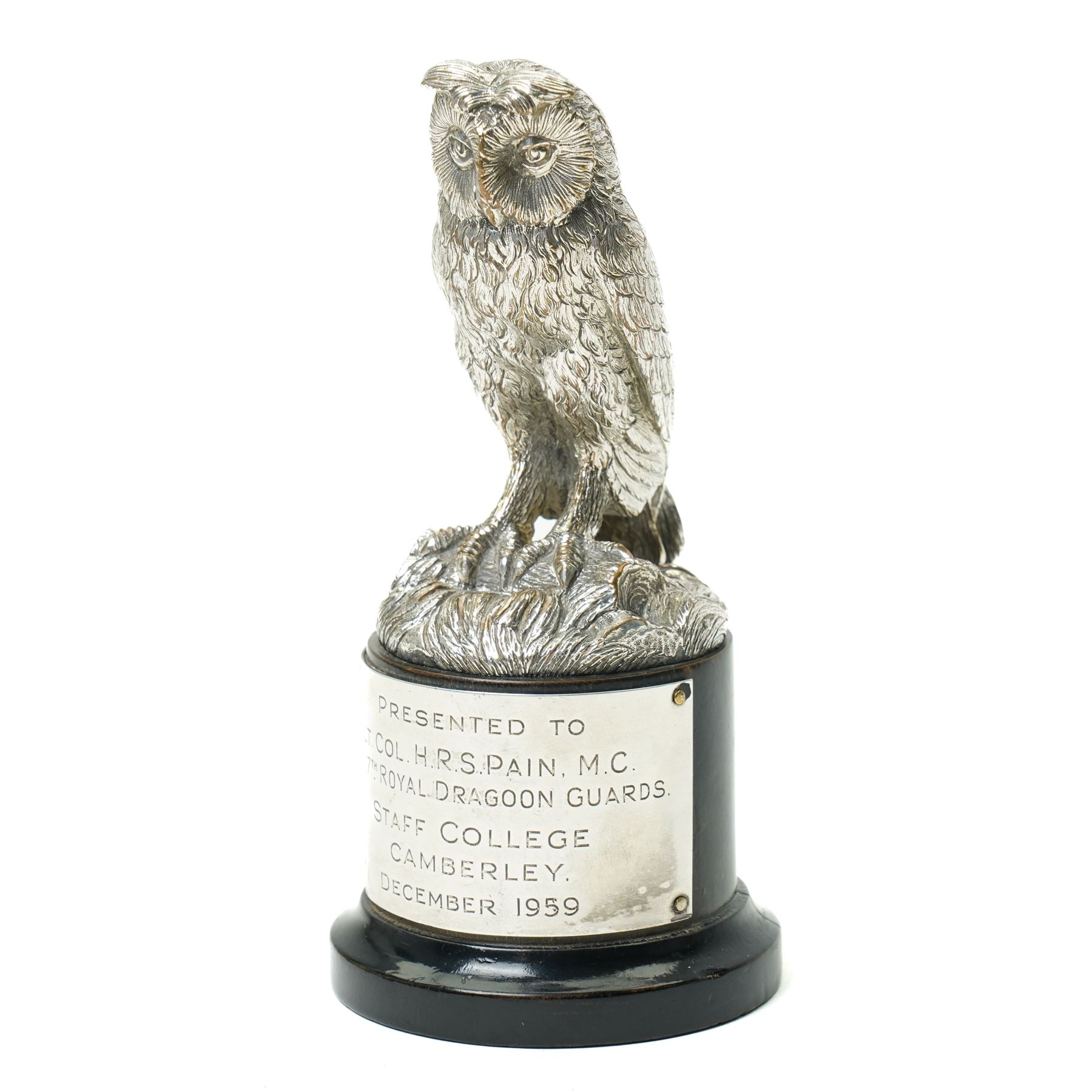 Presentation silver plated model of an owl by Phillips, Aldershot to Col. H.R.S. Pain M.C. 4th/7th Royal Dragoon Guards, Staff College Camberley, December 1959 H13cm
