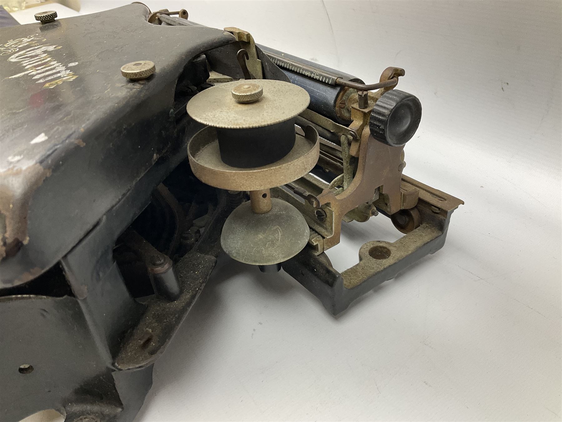 Early 20th Century 'The Empire' typewriter, L33cm H13cm