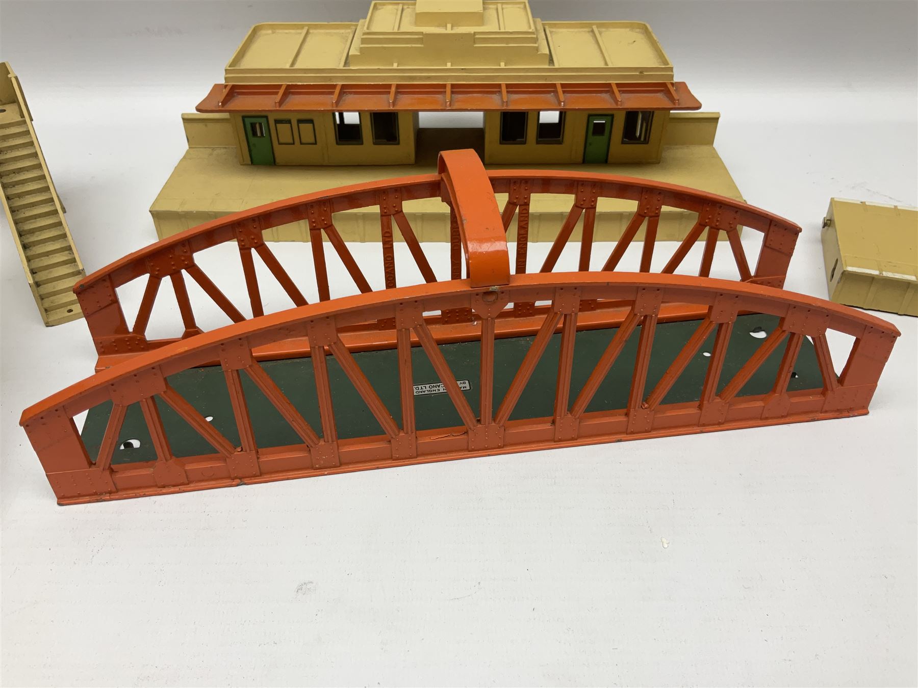 Hornby Dublo - two stations, signal box, 3-piece platform, footbridge, girder bridge etc; and other die-cast trackside and station accessories; all unboxed