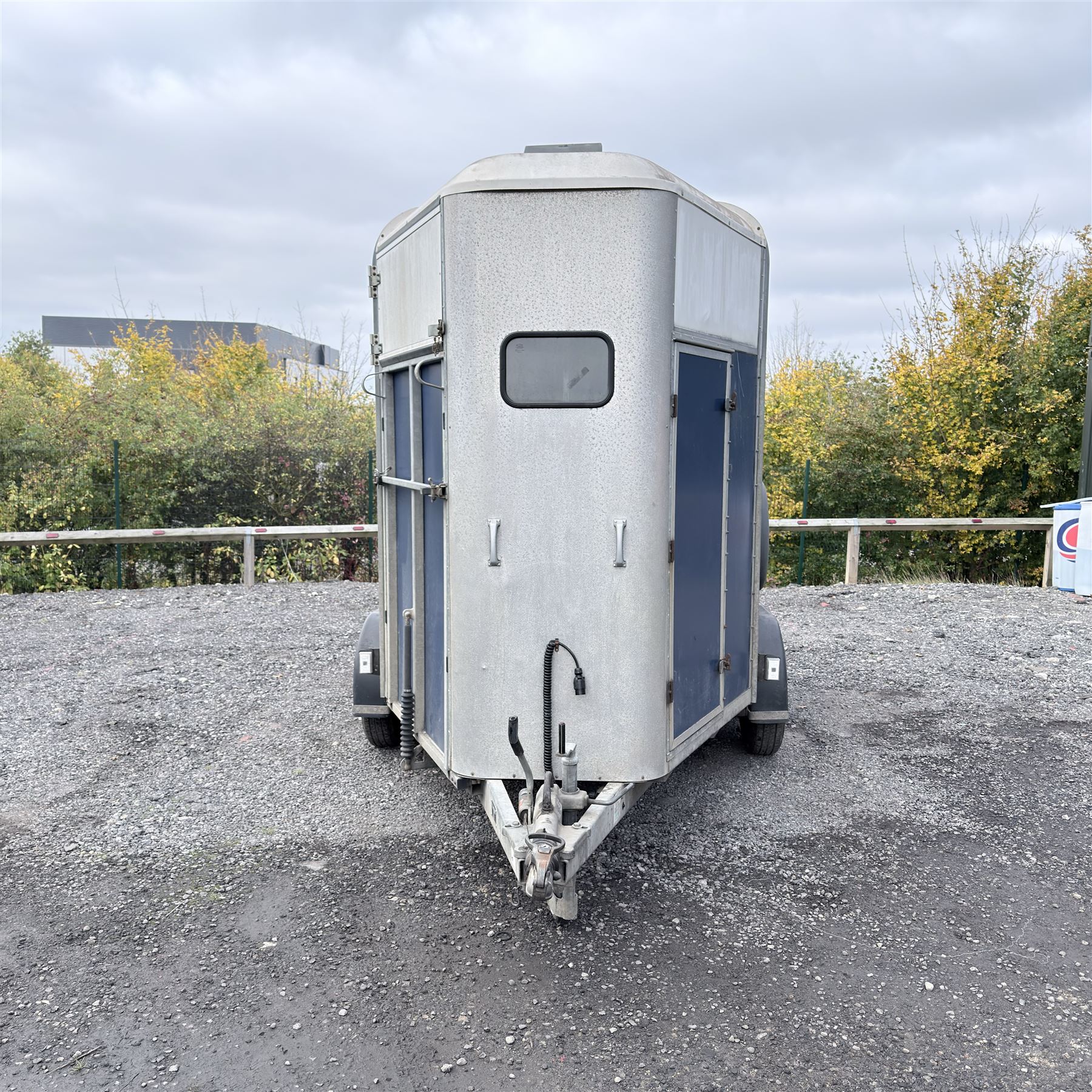 Ifor Williams HB505R horse trailer