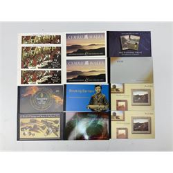 Queen Elizabeth II mint decimal stamps, mostly in stamp booklets, face value of usable postage approximately 210 GBP