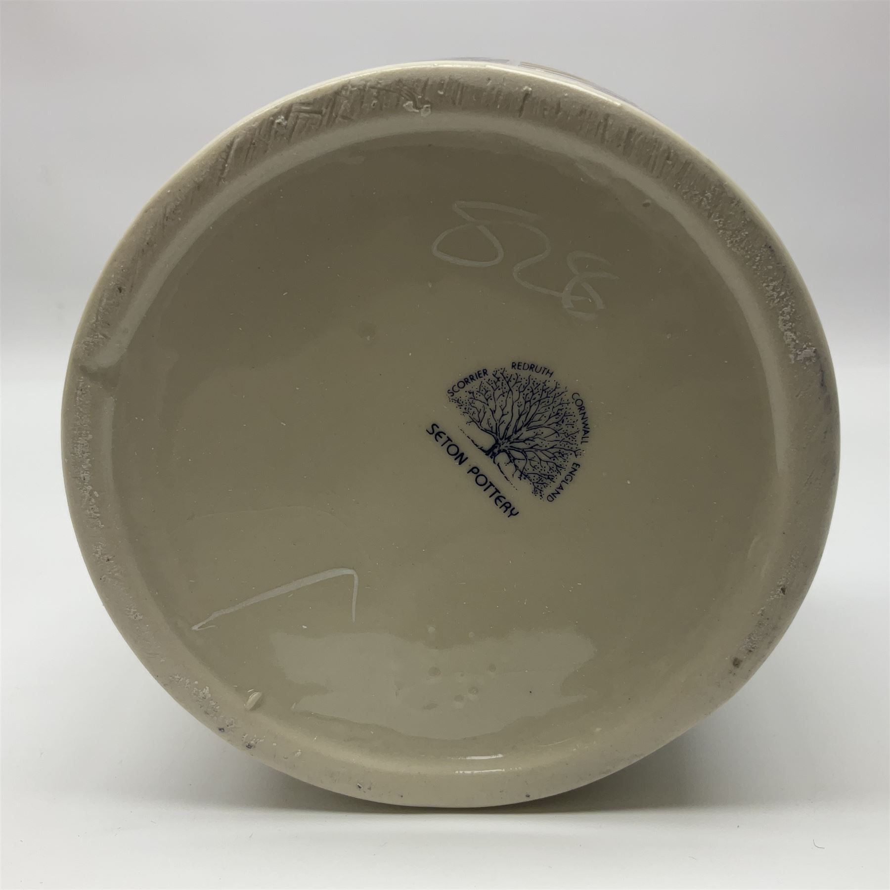 Lamb's 100 navy rum, 750ml, 57% vol, in a 'HMS Victory ceramic flagon and original box 