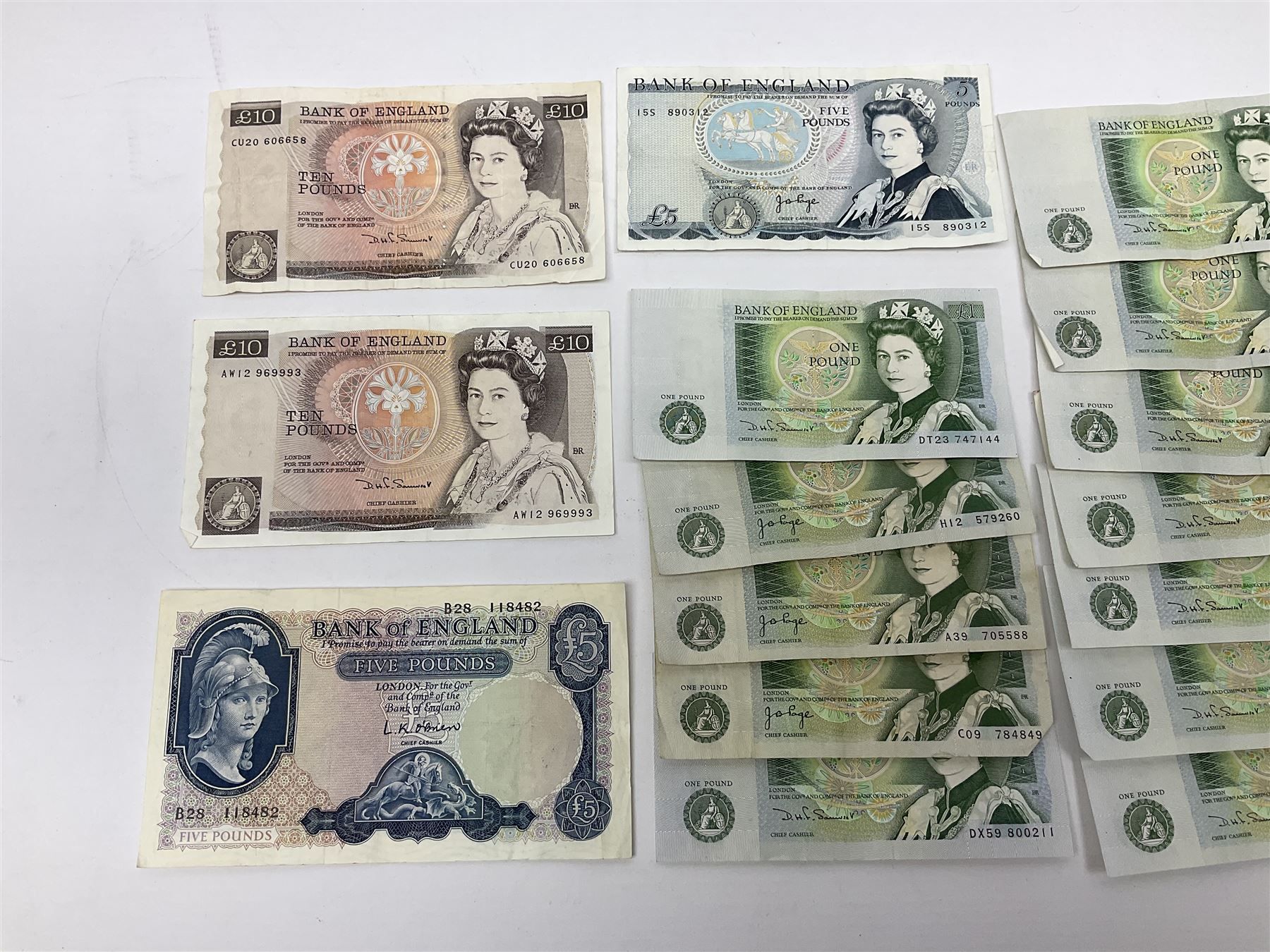 Banknotes including four Bank of England O'Brien one pound notes 'Y52J', 'T44J', 'T92J' and 'S23J', various ten shillings, two Somerset ten pounds 'CU20' and 'AW12', Page one pound notes, Bank of Scotland and other Scottish one pound notes etc