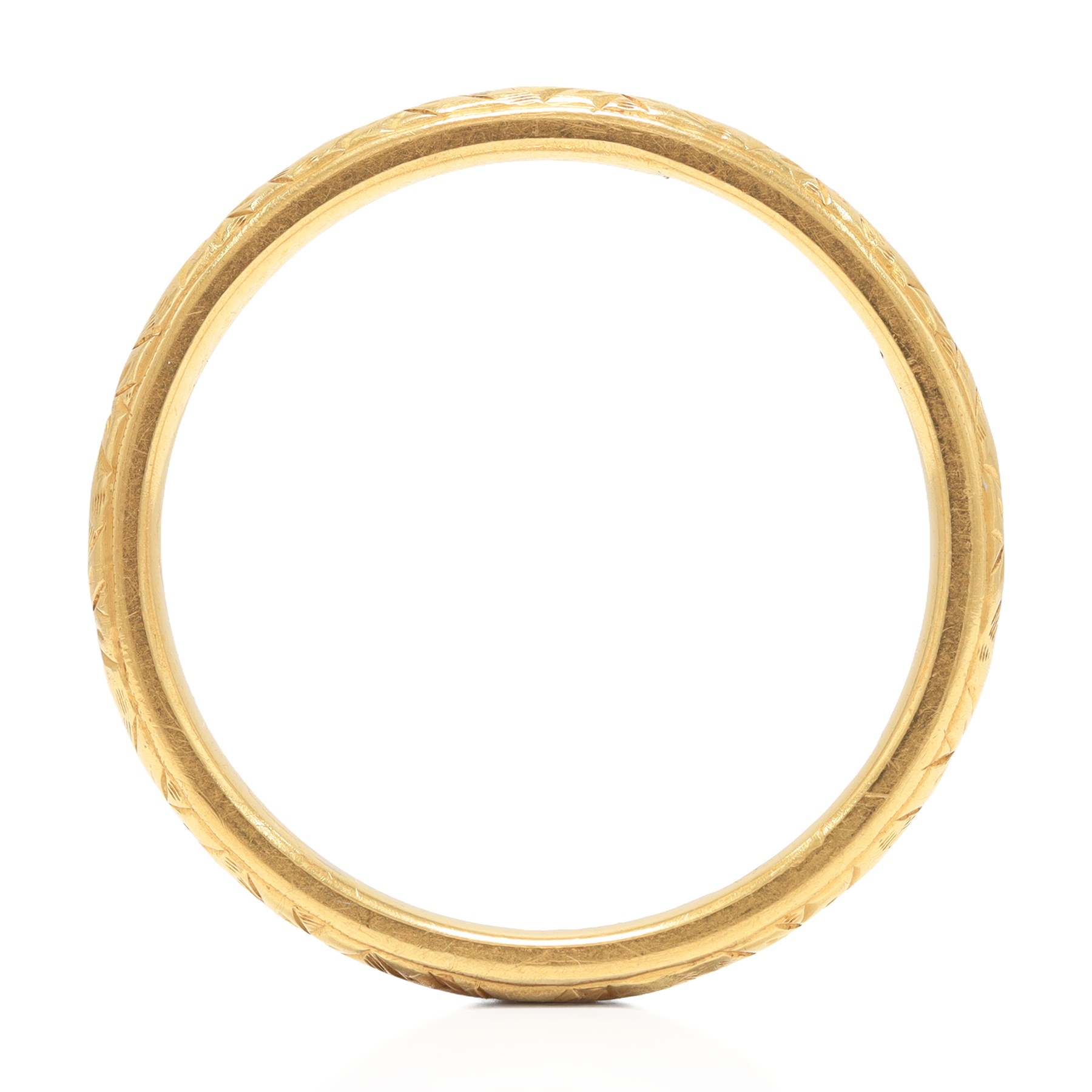 18ct gold wedding band old wedding band, the inside engraved 'Fidelity', the shank with engraved decoration, Chester 1954