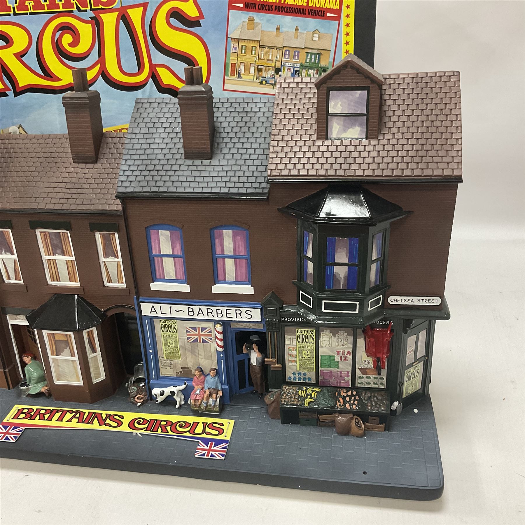 Britains - Circus Street Parade diorama with Circus Professional Vehicle no.08673; in original box 