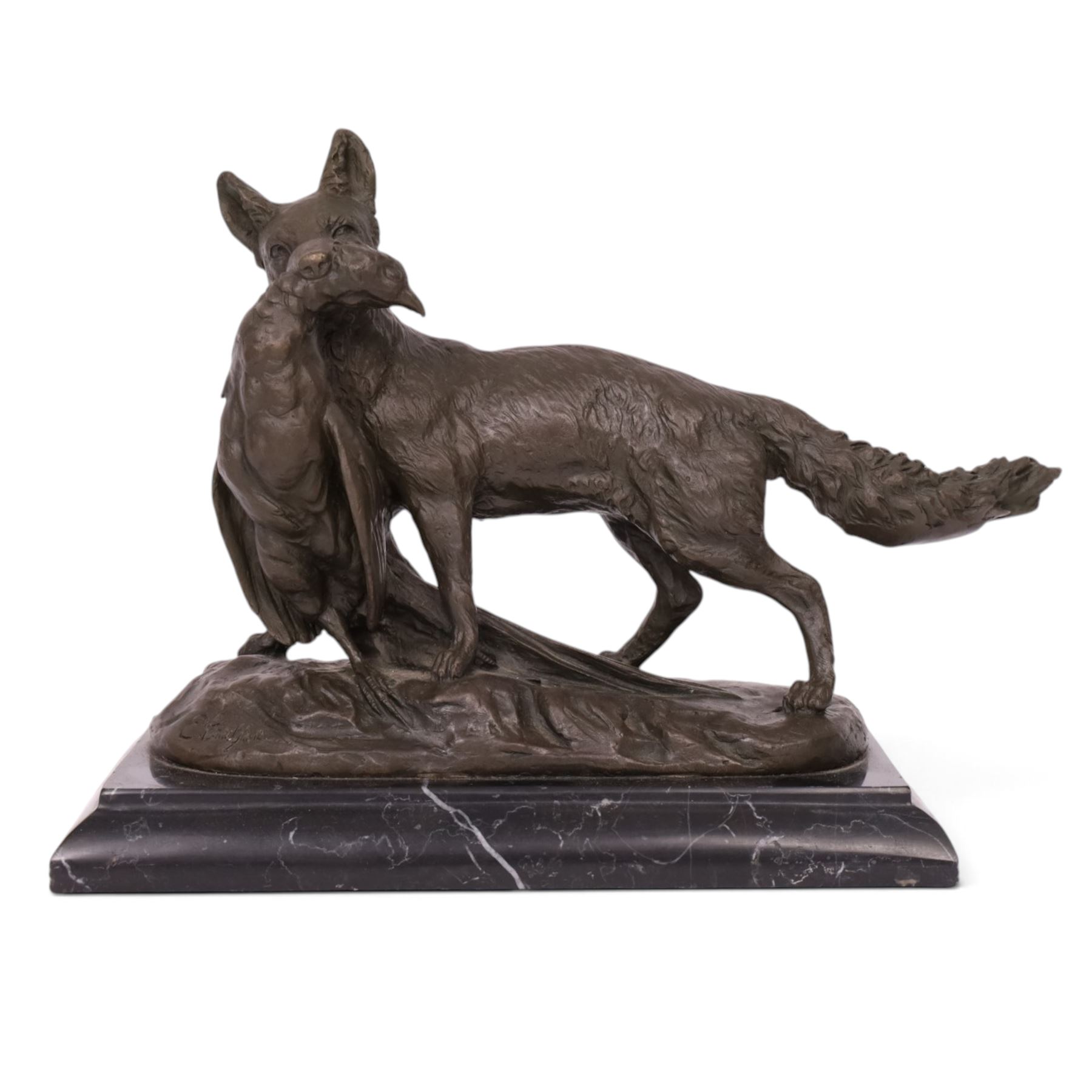 Composite figure of a fox with a pheasant in his mouth, upon a stepped marble base, H23cm, L28cm