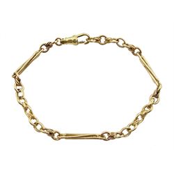 9ct gold rectangular and curb  link bracelet, approx 6.6gm