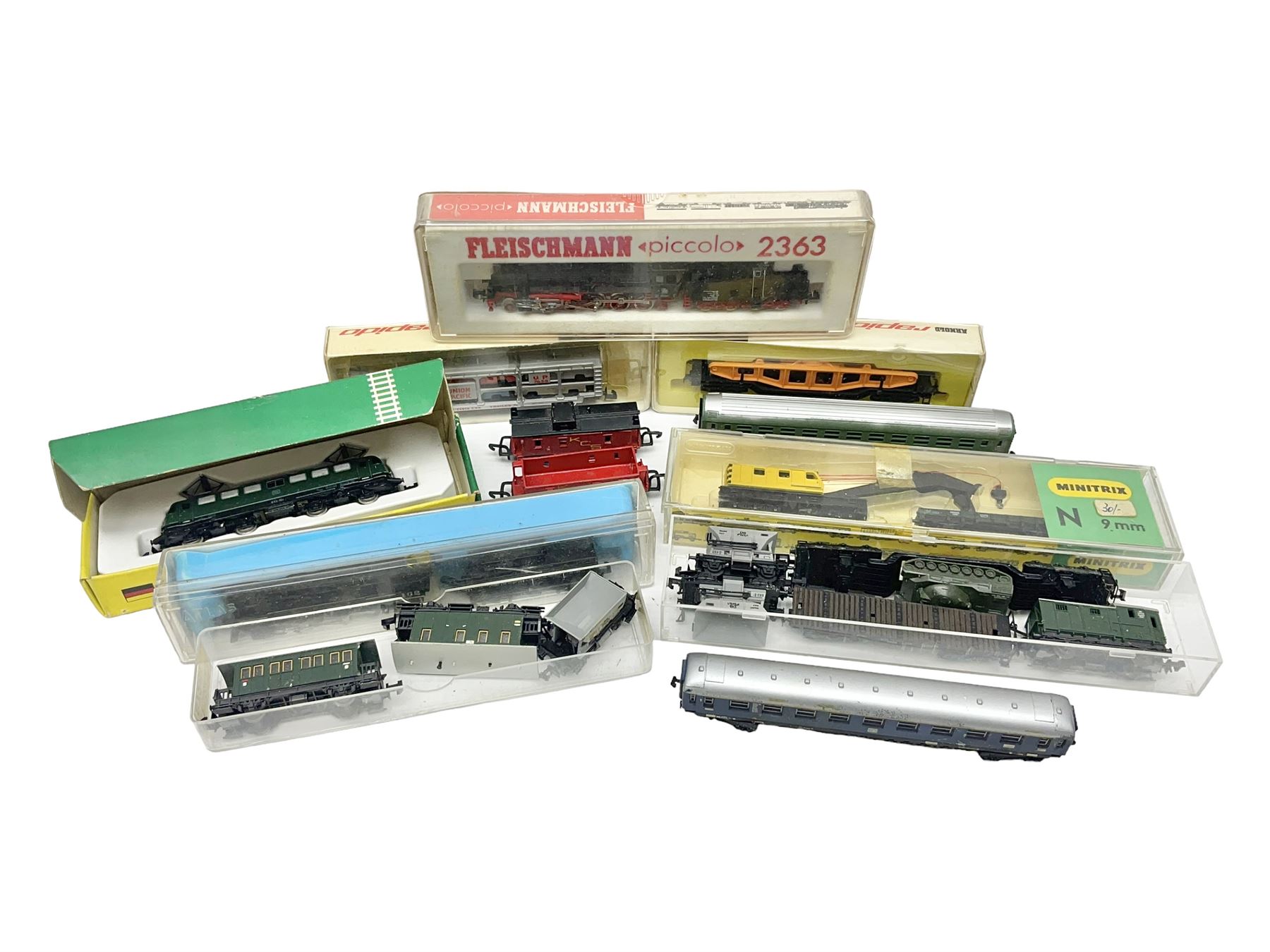 N' gauge - Fleischmann Piccolo 2363 DB 2-10-0 locomotive; Minitrix