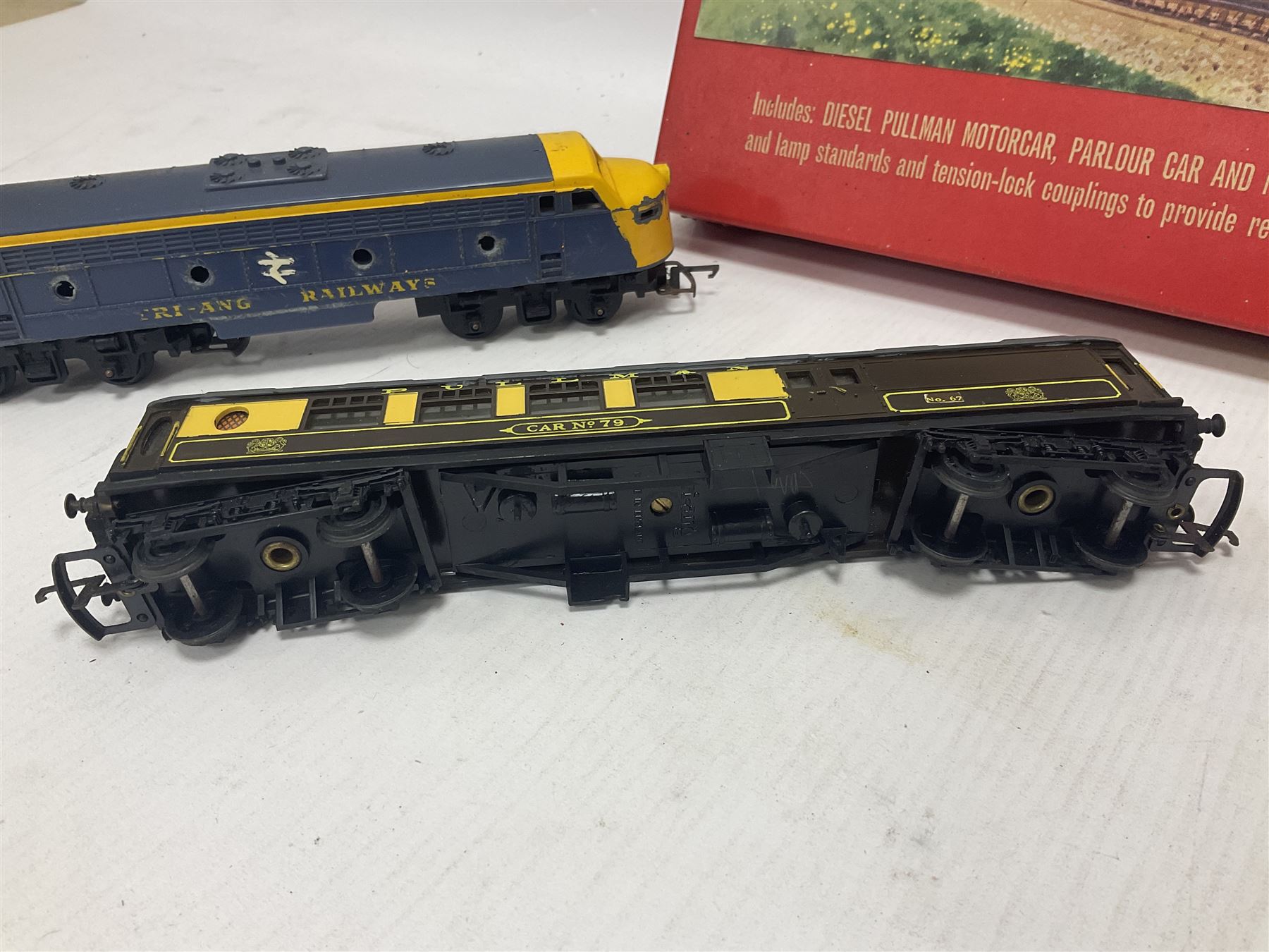 Hornby/Tri-Ang ‘00’ gauge - RS52 The Blue Pullman Electric Train Set comprising diesel pullman motorcar, parlour car and non-powered motorcar with a quantity of track; five further loose models comprising one diesel locomotive, three pullman coaches and one breakdown train unit (6) 