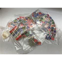 Great British and World stamps, including pre-decimal Queen Elizabeth II, Belgium, Canada, Costa Rica, Honduras, Japan etc, housed in various albums, stockbooks and loose, in one box