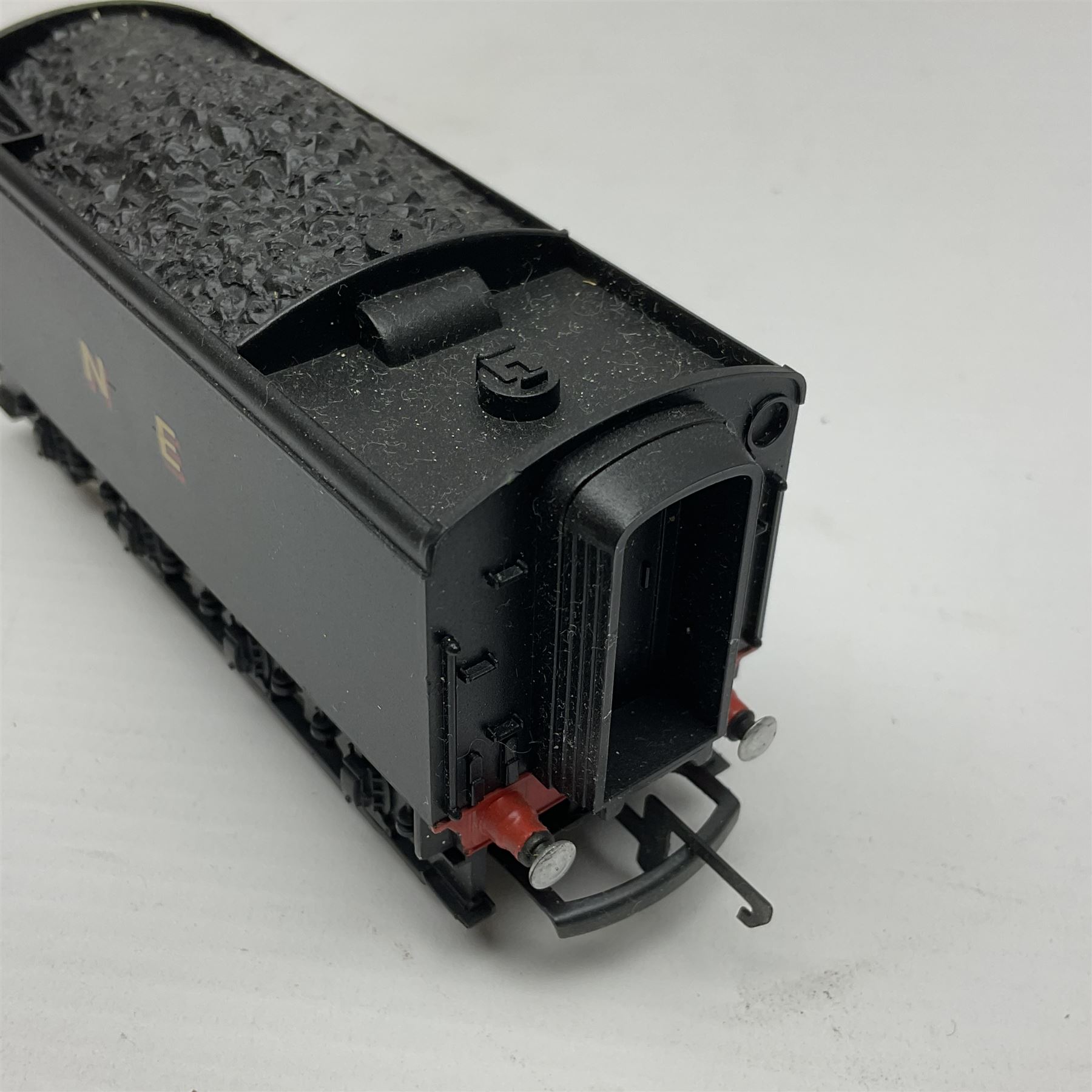 Wrenn '00' gauge - Class A4 4-6-2 locomotive 'Gannet' No.4900 in NE Wartime black; boxed with instructions.