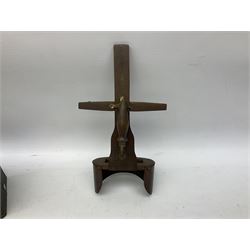 Early 20th century hand held slide action stereoscope viewer, Underwood & Underwood, publishers: The South African War through the stereoscope, stereo photographs mounted on card and captioned, in two double volume book form boxes with title labels and Underwood & Underwood  publishers: Hunting series through the stereoscope, stereo photographs mounted on card and captioned, in a single volume book form box   