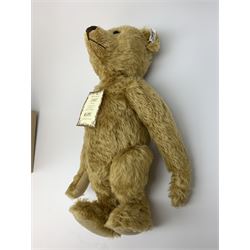 Steiff limited edition British Collector's Teddy Bear 2002, honey golden colour with growler mechanism, No.170/4000, H14