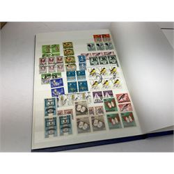 Great British and World stamps, including pre-decimal Queen Elizabeth II, Belgium, Canada, Costa Rica, Honduras, Japan etc, housed in various albums, stockbooks and loose, in one box