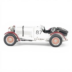 Limited edition CMC 1:18 scale diecast model car no.M055 Mercedes Benz SSKL Sieger bei der Mille Miglia 1931 racing no. 87 in white and red, boxed
