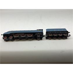 Hornby '00' gauge - LMS Streamlined Princess Coronation Class 4-6-2 locomotive 'Duchess of Hamilton' no. 6229, Class A4 4-6-2 locomotive 'Sir Charles Newton' no. 4901 and Class A4 4-6-2 locomotive 'Mallard' no. 4468, all DCC ready (3)