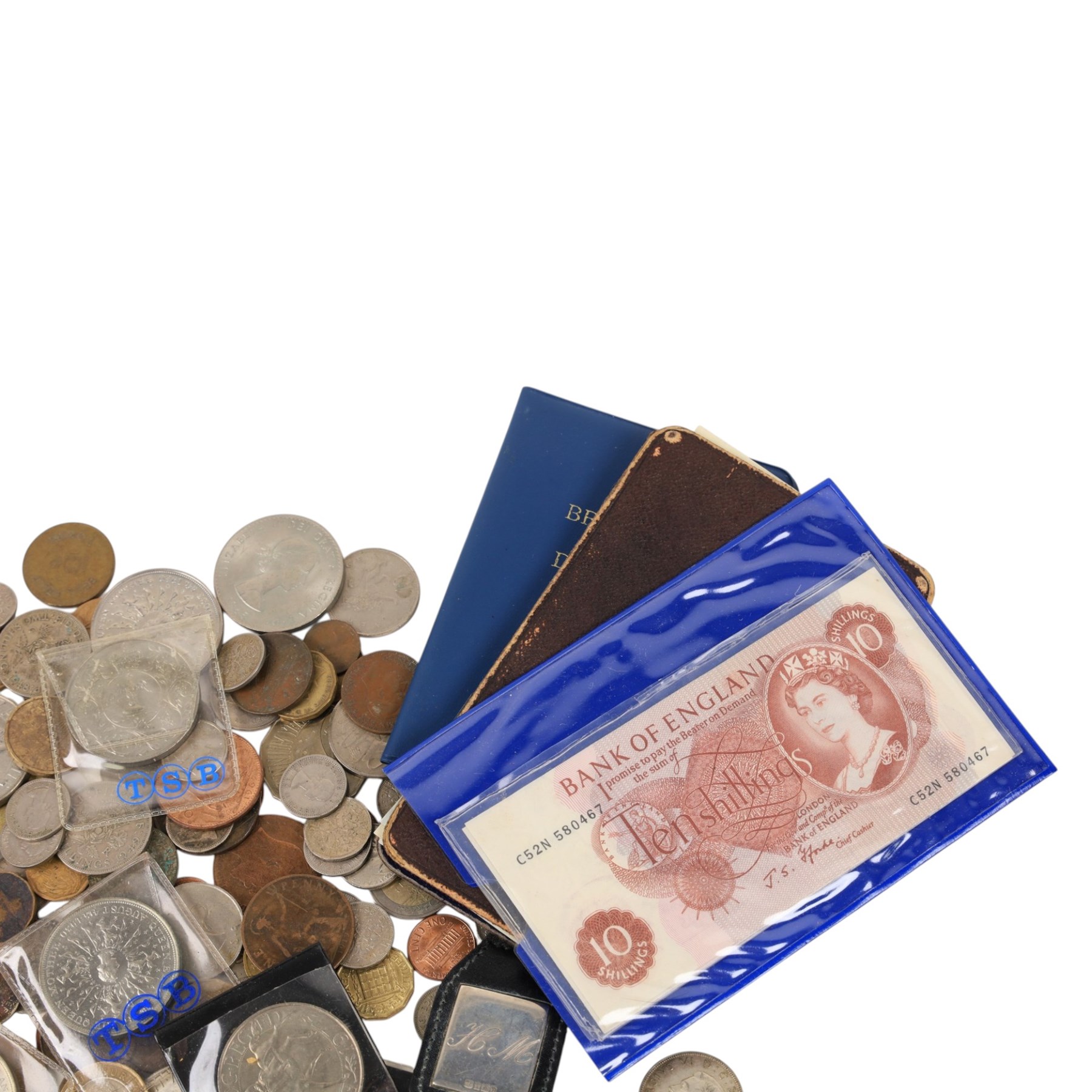 Mainly Great British coins, including approximately 19 grams of Great British pre-1920 and approximately 58 grams of Great British pre-1947 silver coins, keyring with silver panel, commemorative crowns, banknotes, etc