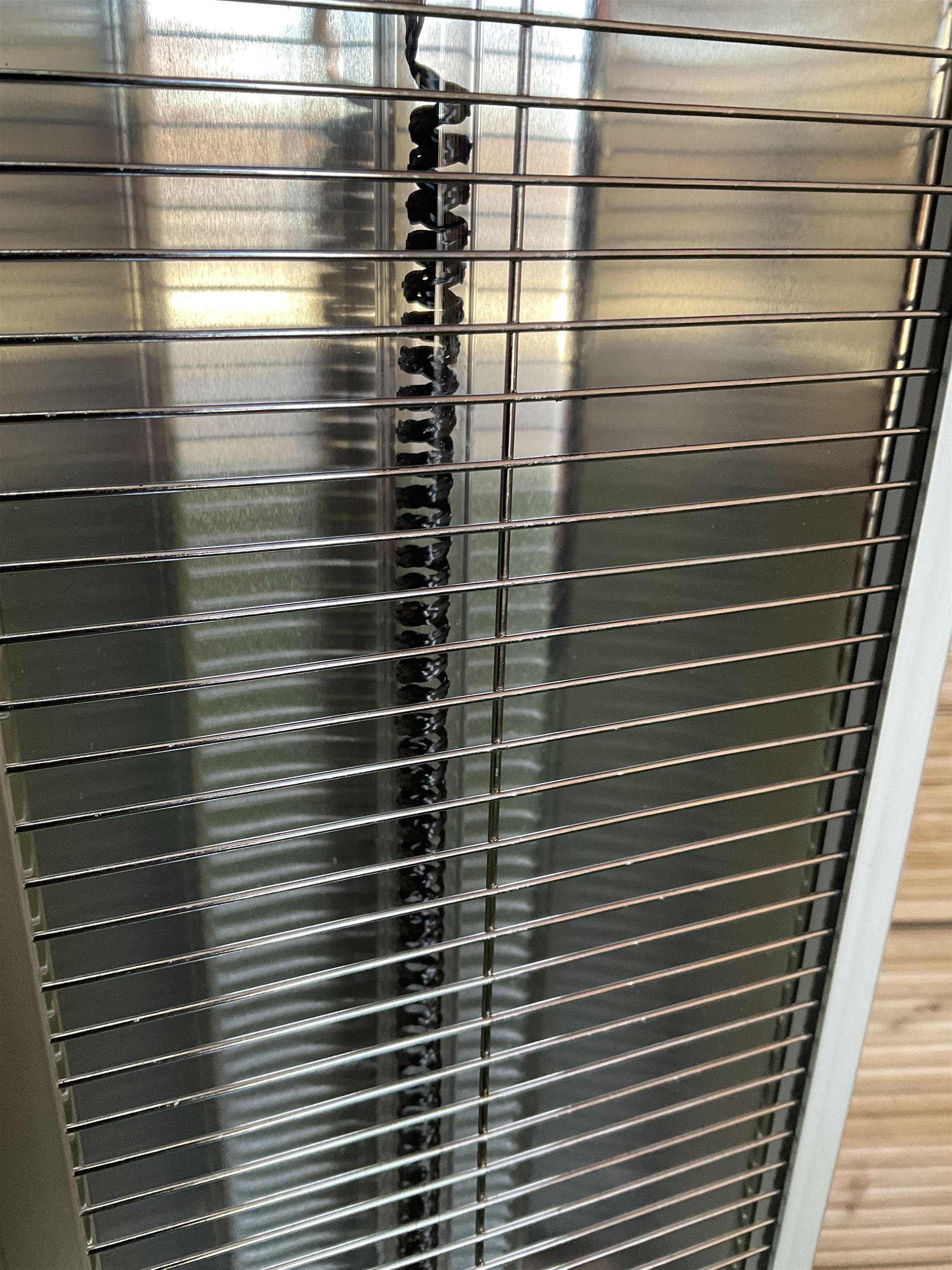 Electric halogen heater PD20R 2000W - THIS LOT IS TO BE COLLECTED BY APPOINTMENT FROM DUGGLEBY STORAGE, GREAT HILL, EASTFIELD, SCARBOROUGH, YO11 3TX