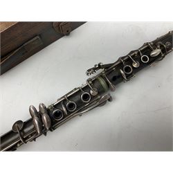 Windsor five-piece clarinet, serial no.EK05580; and Selmer Console clarinet with B&H mouth-piece; both cased (2)