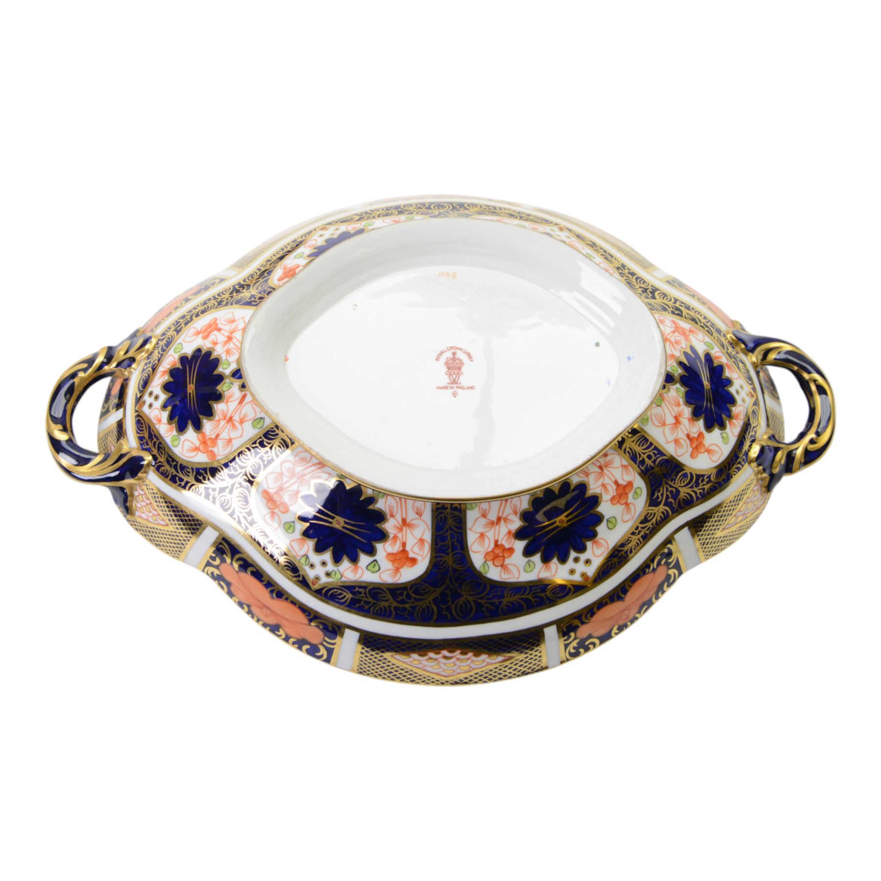 Royal Crown Derby imari patter 1128, six coffee cups and saucer, one side plate and oval twin handled dish