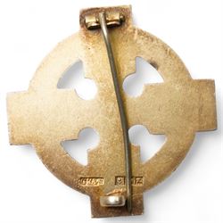 Victorian silver gilt Masonic Rose Croix collar jewel London 1875 Maker Henry Thomas Lamb, Scarborough Lodge silver gilt and enamel Past Masters Jewel, Malta Grand Craft collar jewel, silver and enamel Royal Order of the Red Branch and various other Masonic jewels 