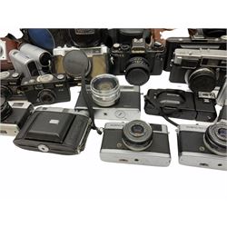 Collection of cameras, to include three Olympus Trip 35,  Balda Super Baldax, Seagull 4A TLR Camera, Pentax MG, Pentax-MV1, Yashica, two Yashica Electro 35, Rollei B35, Fujica 35 EE etc. 