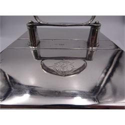 Edwardian silver mounted table cigar box, of rectangular form with central handle, lifting to open twin hinged covers to reveal two soft wood lined compartments, hallmarked Joseph Braham, London 1907, including handle H14.5cm not including handle H6.5cm L21cm D17cm 
