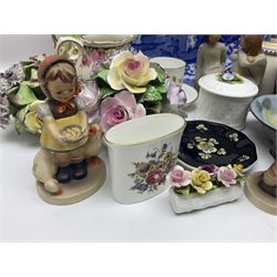 Copeland Spode Italian pattern dish, together with five hummel figures, Royal Worcester trinket dish and other ceramics 