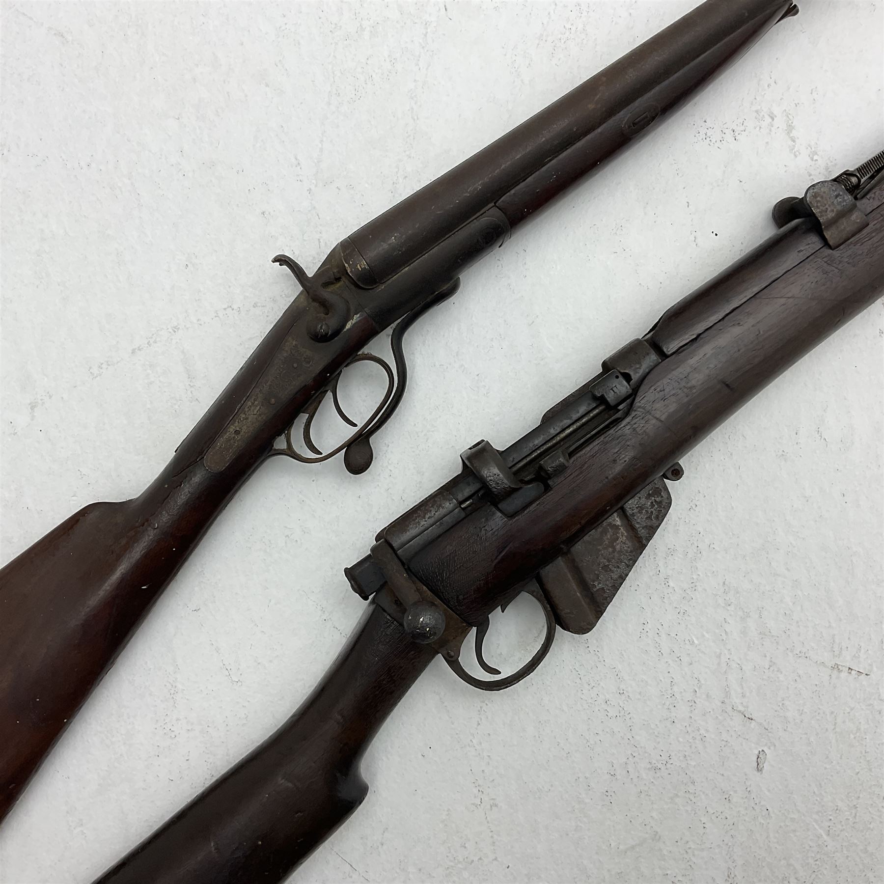 WW1 Lee Enfield SMLE .303 bolt action rifle with 63.5cm barrel and