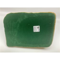 Lilliput Lane Whitby Harbour, limited edition 557/850, with certificate of authenticity and original box, H15cm