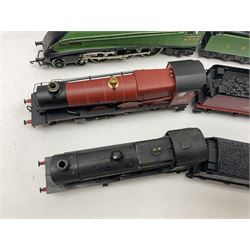 Hornby '00' gauge - Class A4 4-6-2 locomotive 'Silver Fox' No.2512 in LNER silver; Class 4073 'Castle' 4-6-0 locomotive 'Hogwarts Castle' No.5972 in BR red; 4-4-0 locomotive re-numbered 4507 in BR black; and Class 3F 'Jinty' 0-6-0 tank locomotive No.16440 in LMS maroon; together with a Class A4 4-6-2 locomotive 'Golden Fleece' No.4495, marked L11 under cab roof, with associated tender; all unboxed (5)