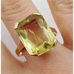 9ct gold citrine ring, hallmarked