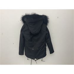 Posh Poms black raccoon fur collar parka coat lined with fur, new, unused 
