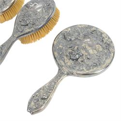 Derby Silver Co, Art Nouveau silver plate dressing table set, comprising mirror and two brushes, together with a silver silver plated box, the box marked B&W to the base, box H13cm